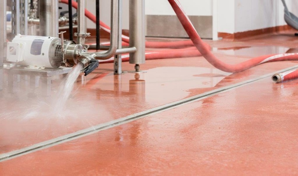 新的啤酒設備到位，使用前要如何清洗？